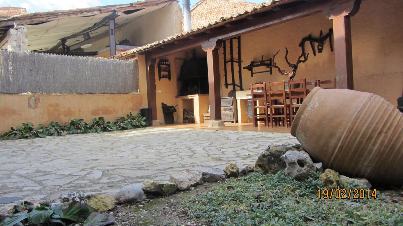 Casa Rural La Prensa De Vino Hotell San Esteban De Gormaz Eksteriør bilde